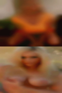 Naughty girls pussy housewives!